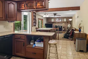 407 Miller Rd, Reading, PA 19608 - Photo 8