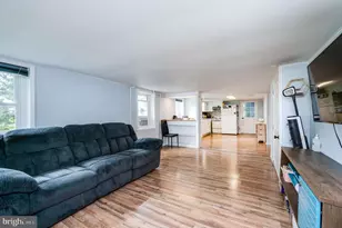 404 Seiberts Ct, Reading, PA 19609 - Photo 4