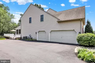 76 Caernarvon Dr, Elverson, PA 19520 - Photo 10