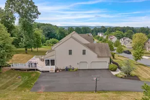 76 Caernarvon Dr, Elverson, PA 19520 - Photo 12