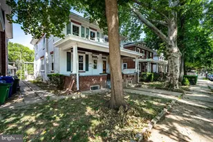 1228 Linden St, Reading, PA 19604 - Photo 2