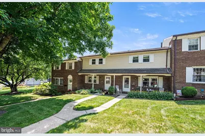 102 Village Drive, Boyertown, PA 19512 - Photo 2