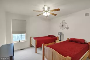 359 Mountain Blvd, Wernersville, PA 19565 - Photo 32