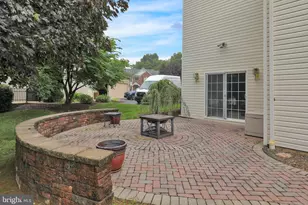 359 Mountain Blvd, Wernersville, PA 19565 - Photo 8