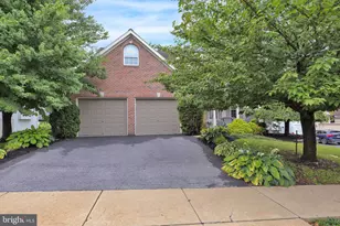 359 Mountain Blvd, Wernersville, PA 19565 - Photo 6