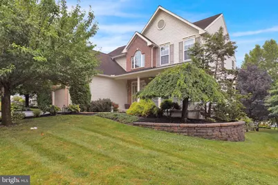 359 Mountain Boulevard, Wernersville, PA 19565 - Photo 1
