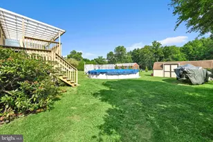 47 Carriage Cir, Oley, PA 19547 - Photo 34