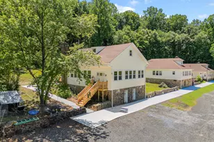 71 Dreamland Park Dr, Fleetwood, PA 19522 - Photo 1