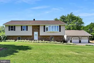 722 Canal Rd, Womelsdorf, PA 19567 - Photo 12