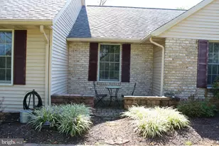 250 Indian Ln, Boyertown, PA 19512 - Photo 4