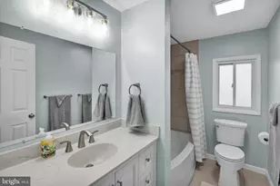 2203 Burkey Dr, Wyomissing, PA 19610 - Photo 30