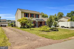 4 Sunset Dr, Douglassville, PA 19518 - Photo 36