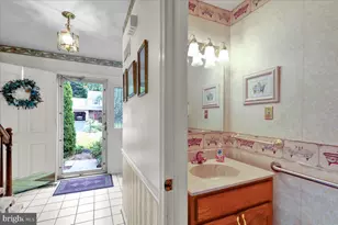 1727 Colony Dr, Reading, PA 19610 - Photo 18