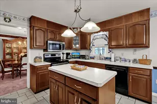 1727 Colony Dr, Reading, PA 19610 - Photo 12
