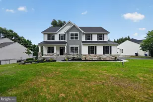 20 Overlook Dr, Reading, PA 19606 - Photo 1