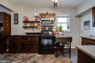30 W 33rd St, Reading, PA 19606 - Photo 14