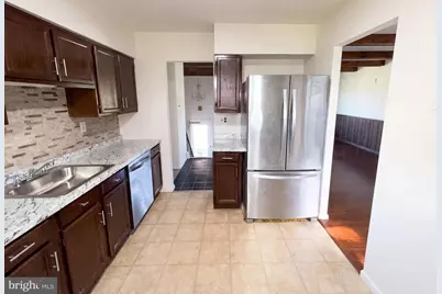 745 Pomander Avenue, Reading, PA 19606 - Photo 8