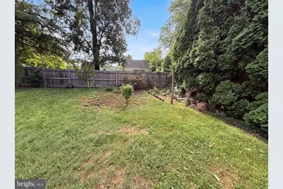 745 Pomander Avenue, Reading, PA 19606 - Photo 22