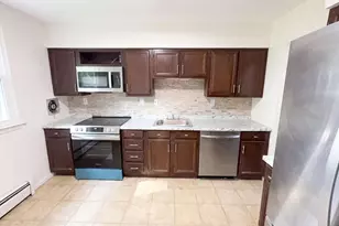 745 Pomander Ave, Reading, PA 19606 - Photo 2