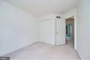 524 Oak Hill Ln, Wyomissing, PA 19610 - Photo 18