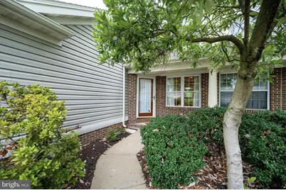 524 Oak Hill Lane, Wyomissing, PA 19610 - Photo 2