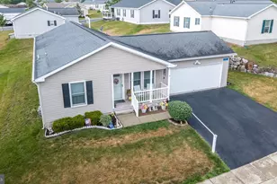 71 Random Rd, Douglassville, PA 19518 - Photo 2