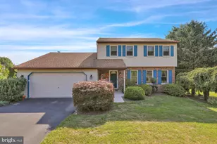 19 Sage Dr, Reading, PA 19608 - Photo 2