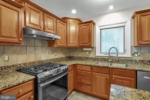 1115 Stonehenge Dr, Reading, PA 19606 - Photo 16