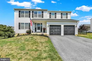 29 Solvay Dr, Reading, PA 19605 - Photo 1