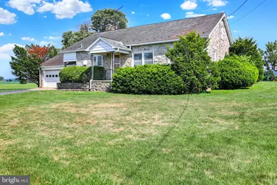 8893 Allentown Pike, Fleetwood, PA 19522 - Photo 18