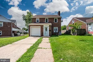 202 Gerry St, Reading, PA 19611 - Photo 2