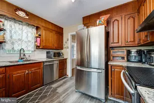 202 Gerry St, Reading, PA 19611 - Photo 14