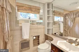 126 W Neversink Rd, Reading, PA 19606 - Photo 26