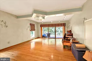 126 W Neversink Rd, Reading, PA 19606 - Photo 12