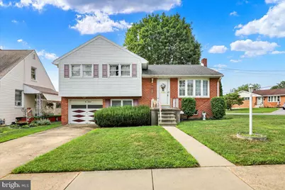216 Prospect Avenue, Reading, PA 19611 - Photo 2