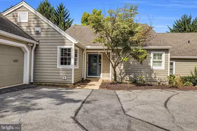 2014 Meadow Glen, Wyomissing, PA 19610 - Photo 2