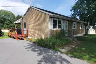 570 Gulden Rd, Blandon, PA 19510 - Photo 1