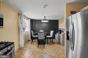 3416 Laurel St, Reading, PA 19605 - Photo 12