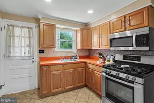 3416 Laurel St, Reading, PA 19605 - Photo 16