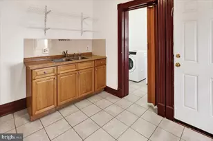 425 Chestnut St, Reading, PA 19602 - Photo 10