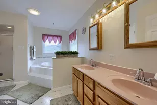 902 Fritztown Rd, Reading, PA 19608 - Photo 32