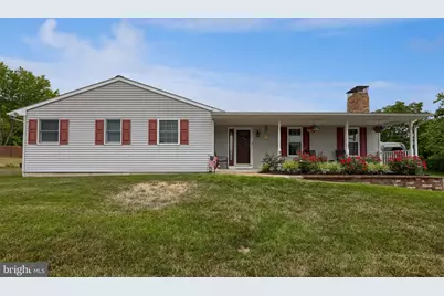 902 Fritztown Road, Reading, PA 19608 - Photo 2
