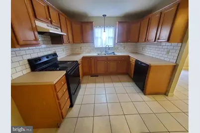 667 Walnut Tree Drive, Blandon, PA 19510 - Photo 8