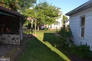 523 Main St, Bally, PA 19503 - Photo 12