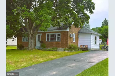 639 Chestnut Street, Bally, PA 19503 - Photo 1