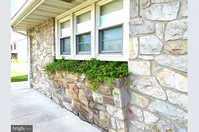100 W 47th Street, Reading, PA 19606 - Photo 6