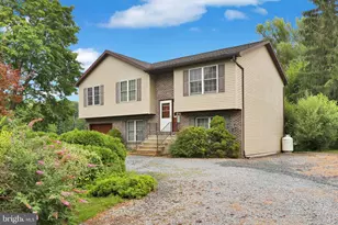 246 Sand Hill Rd, Fleetwood, PA 19522 - Photo 1