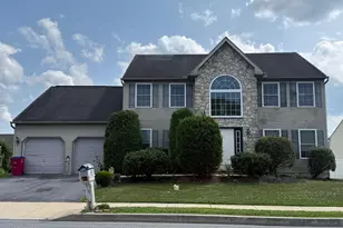 215 N Sandy Ln, Sinking Spring, PA 19608 - Photo 1