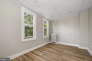 1038 Walnut St, Reading, PA 19601 - Photo 2