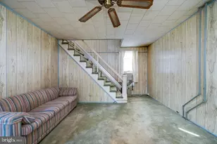 1237 Carbon St, Reading, PA 19601 - Photo 6